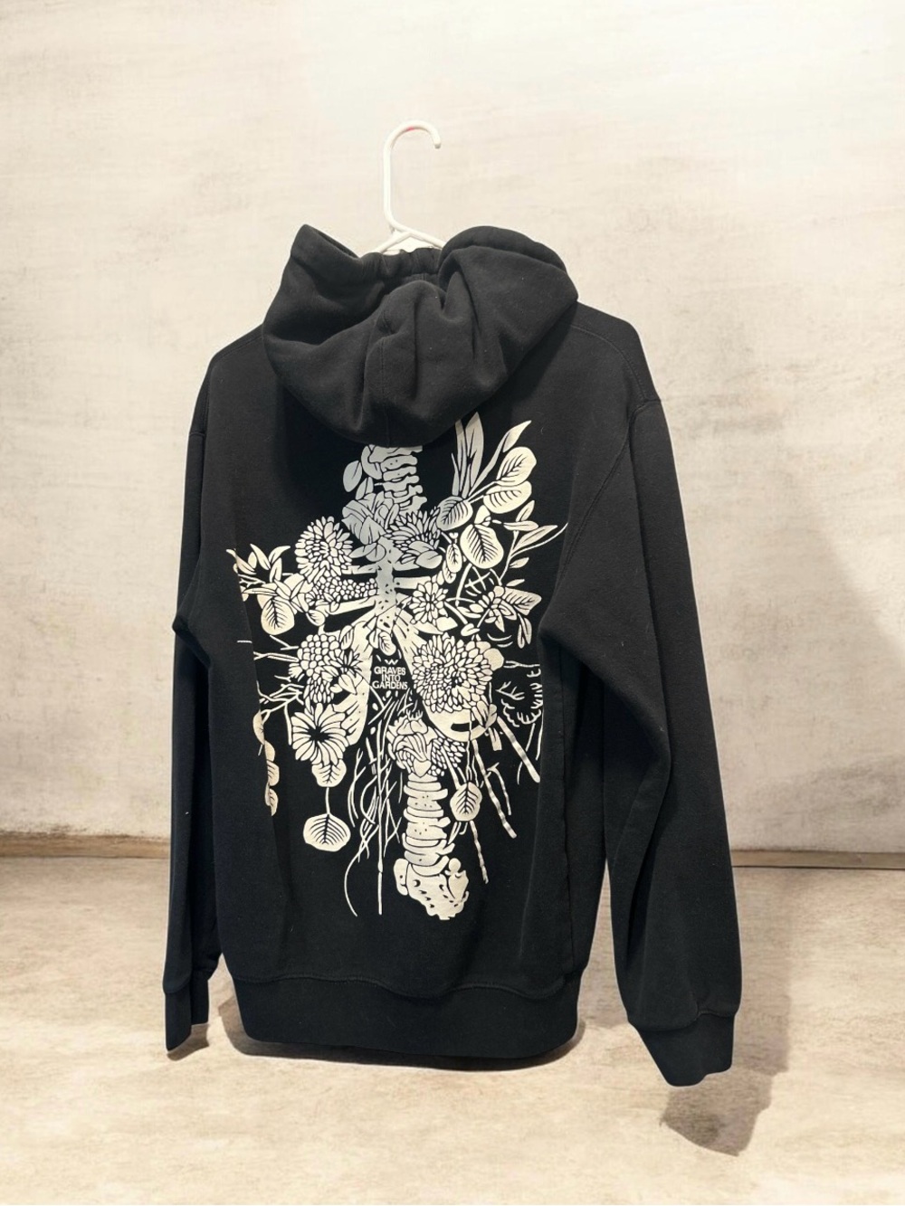 Elevation Worship Floral Skeleton Black Pullover Hoodie Women's S Graphic Print